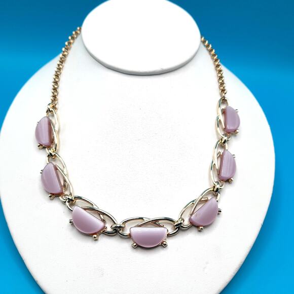 Vintage Lavender Moonglow Choker Necklace, Gold Tone, 1950s Vintage Jewelry - Picture 6 of 11
